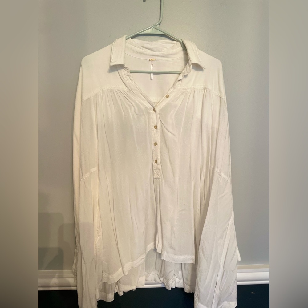 Free People White peasant style shirt